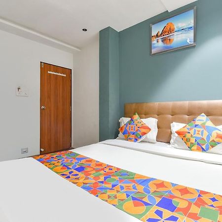 Fabhotel Nidhivan, Udhna Junction Surat Exterior photo
